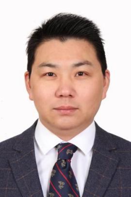 刘亮先