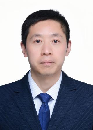 王华
