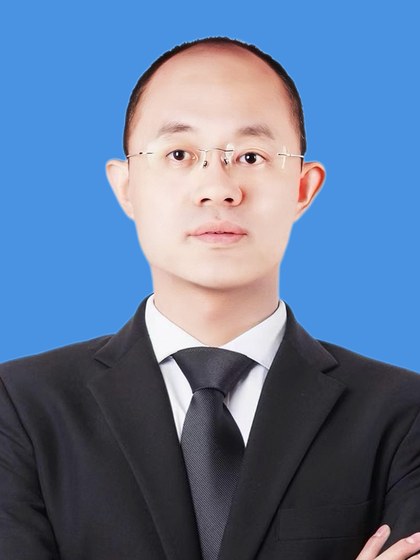 李菲